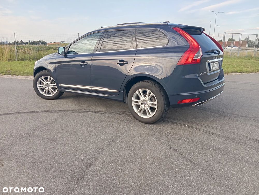 Volvo XC 60 - 4