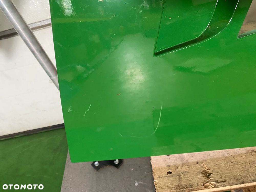 Sprzedam panel boczny maski John Deere - 6