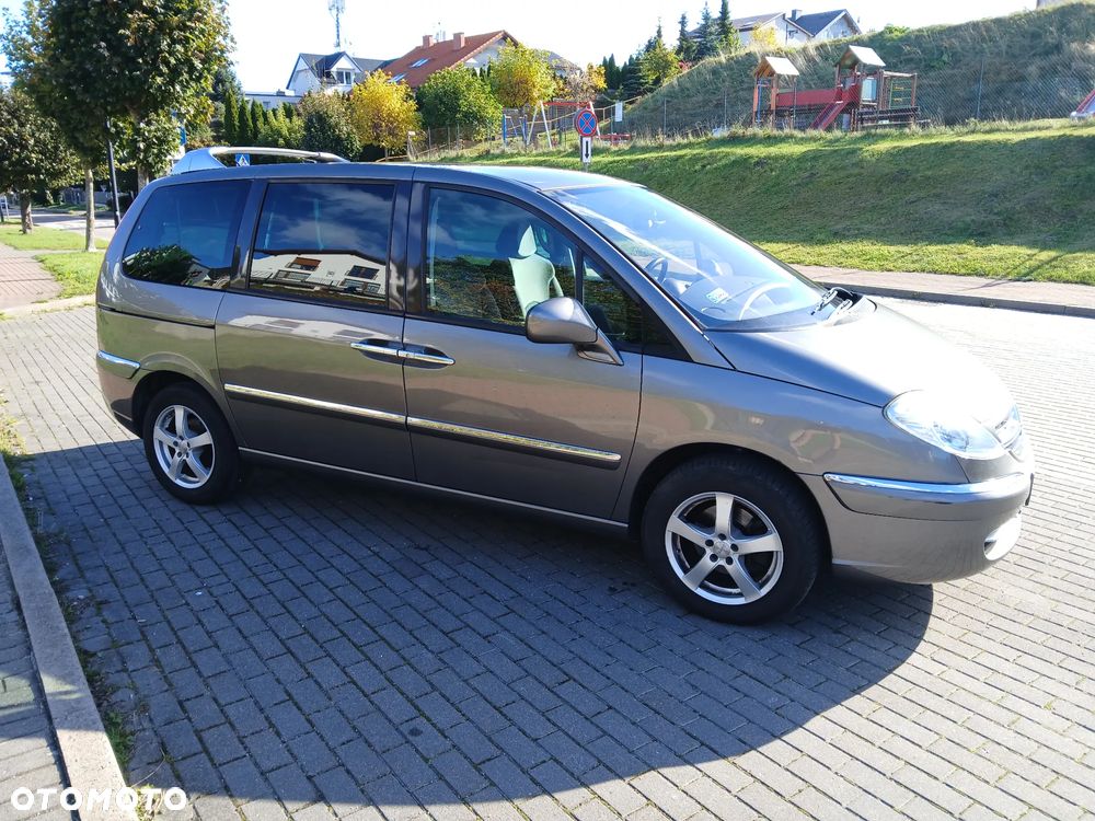 Citroen C8 2010 photo 2