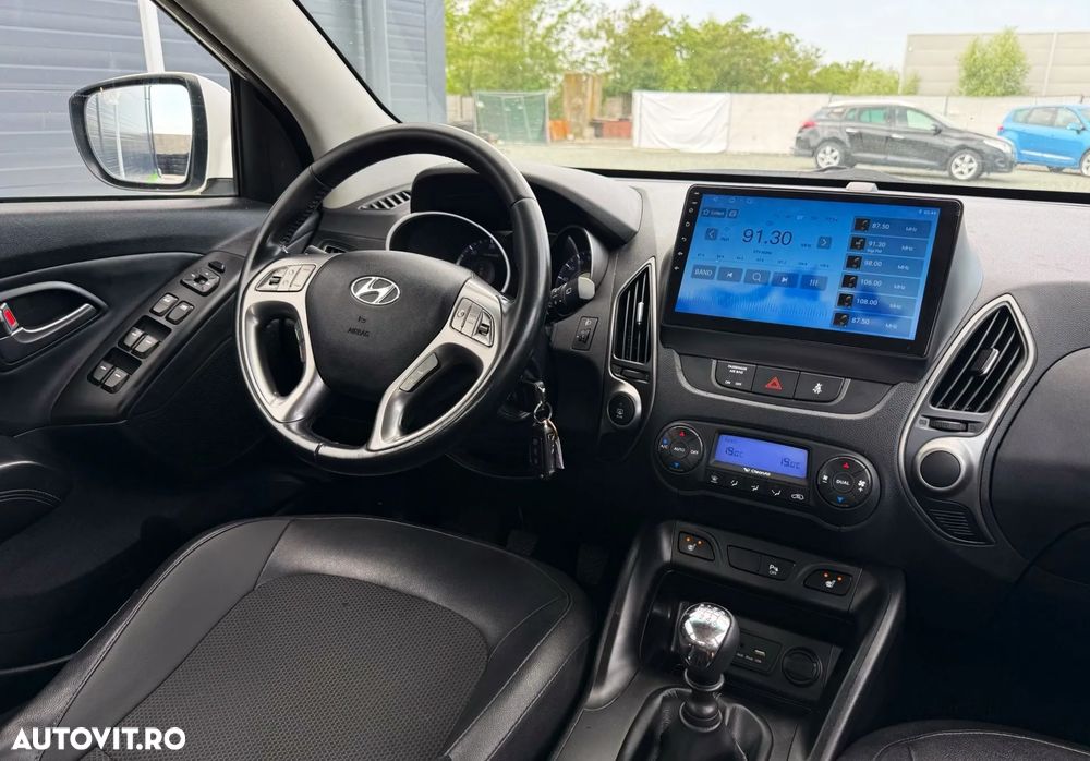 Hyundai ix35 1.7 CRDI 2WD blue Finale Silver - 9