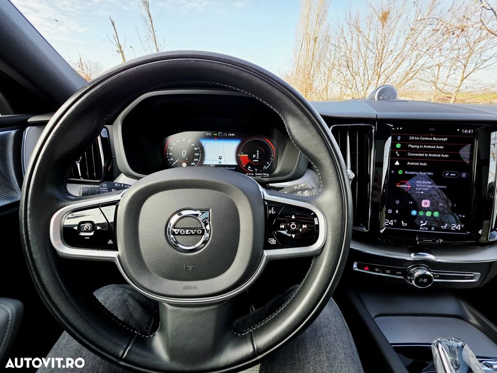 Volvo XC 60 T6 AWD Recharge Geartronic Inscription - 19