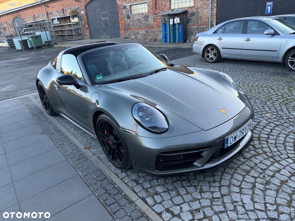 Porsche 911 Targa 4 GTS - 1