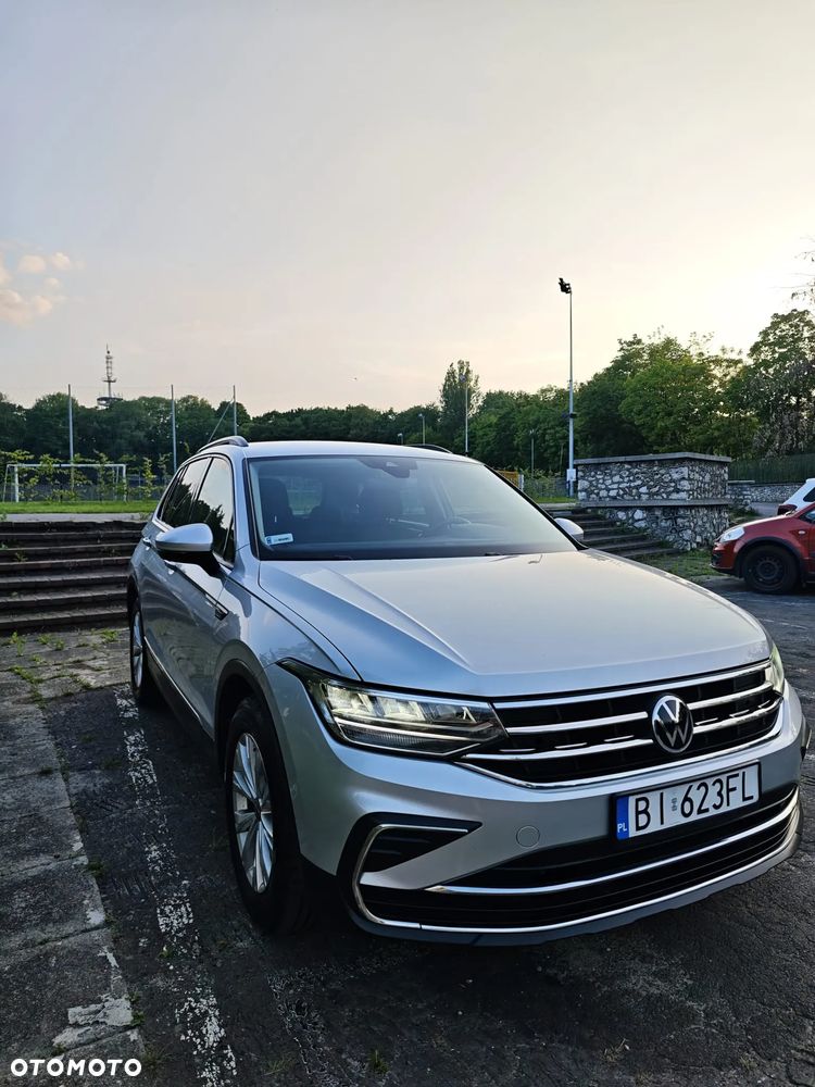 Volkswagen Tiguan ver-1-5-tsi-evo-life-dsg - 9