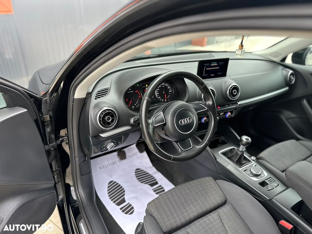 Audi A3 Sportback 1.6 TDI - 6