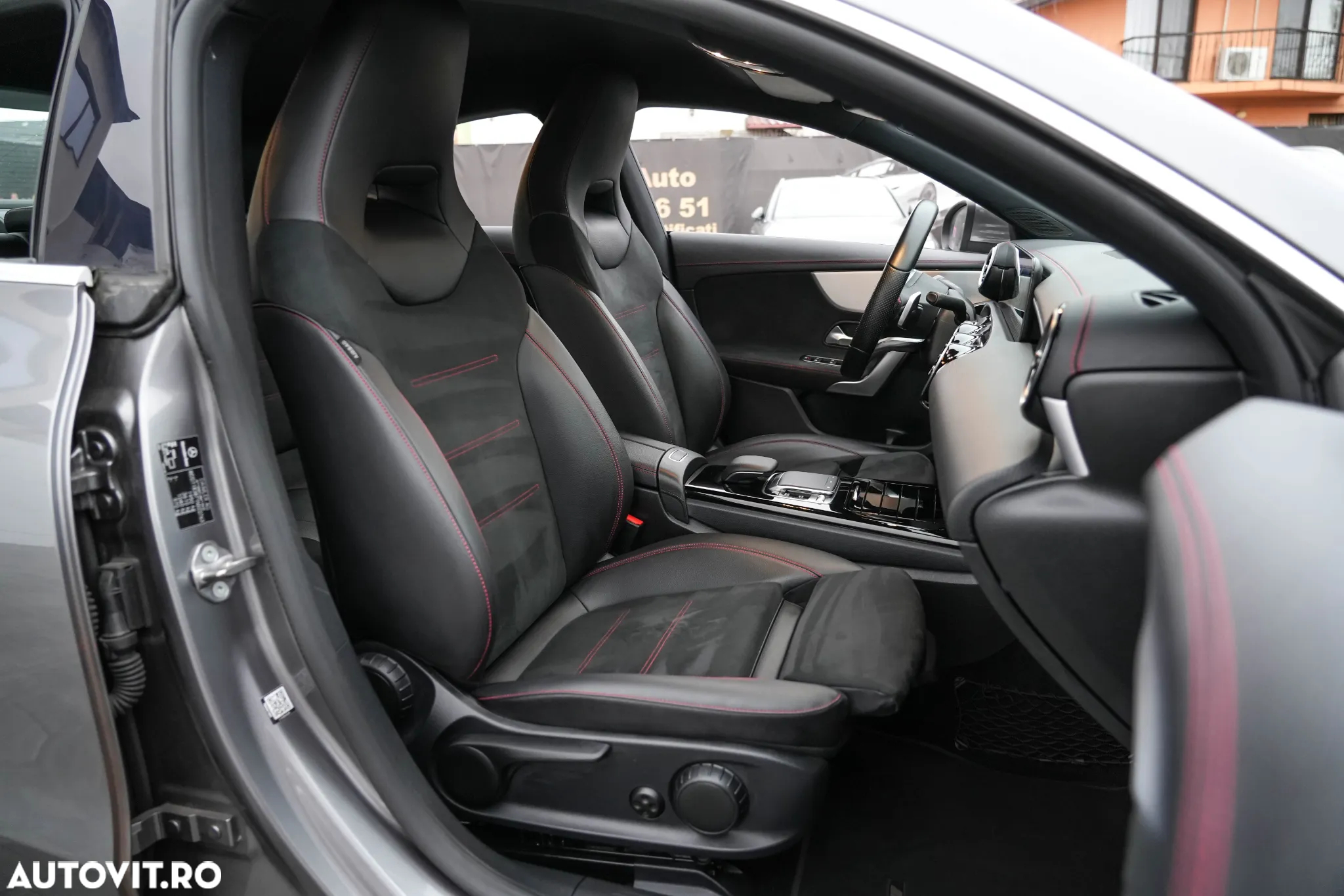 Mercedes-Benz CLA 200 7G-DCT AMG Line - 13