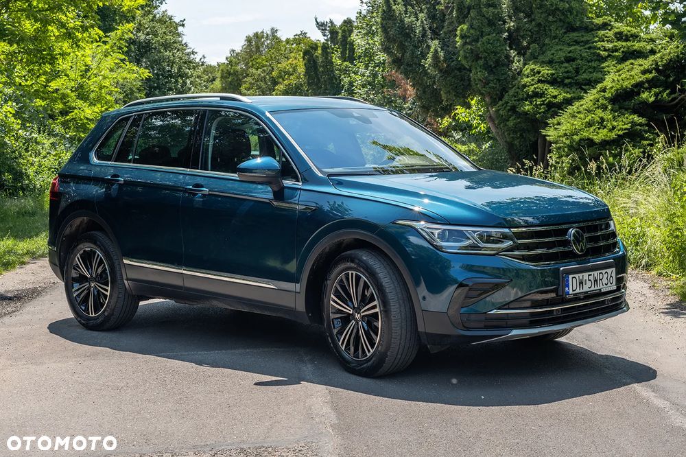 Volkswagen Tiguan 2.0 TSI 4Mot Elegance DSG - 1