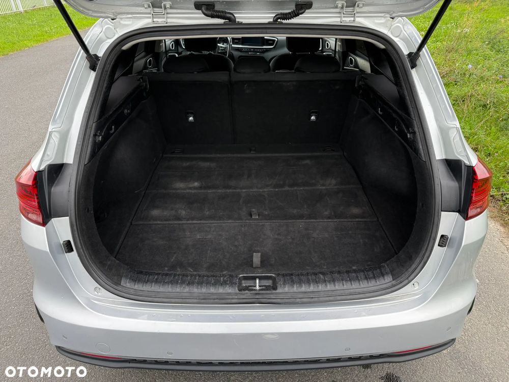 Kia Ceed - 22