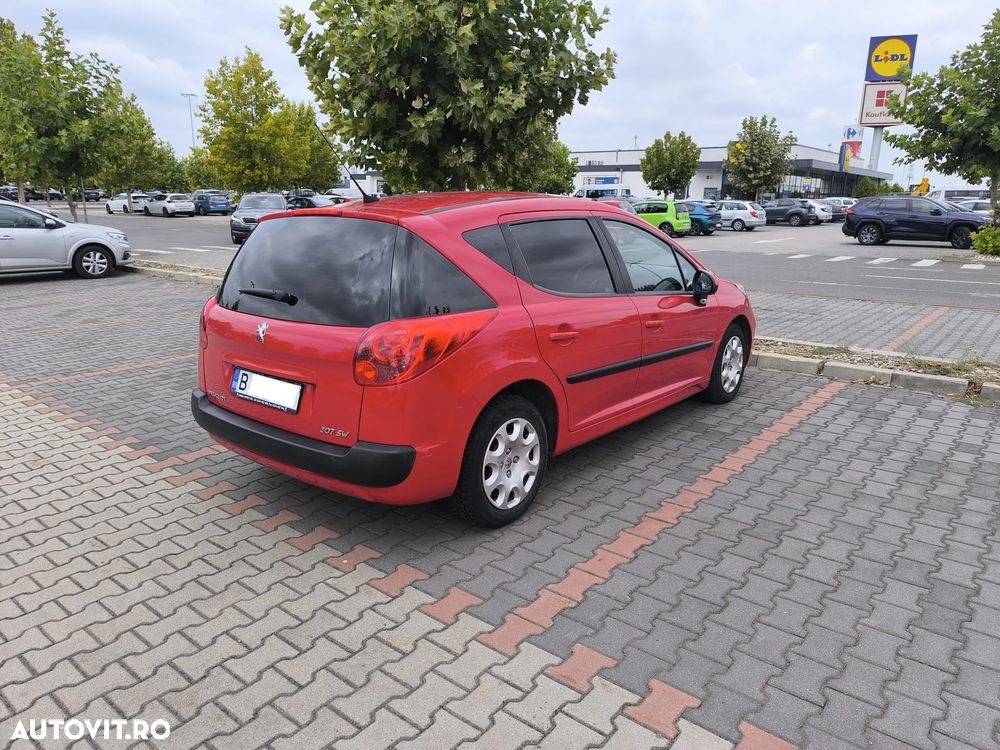 Peugeot 207 2009 photo 3