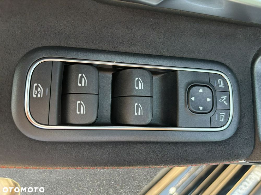 Mercedes-Benz CLA - 11