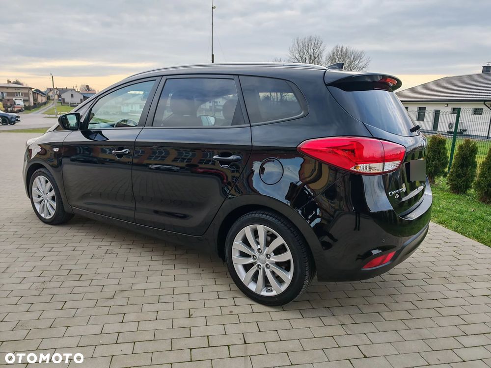 Kia Carens 1.7 CRDi 141 Dream-Team Edition - 9