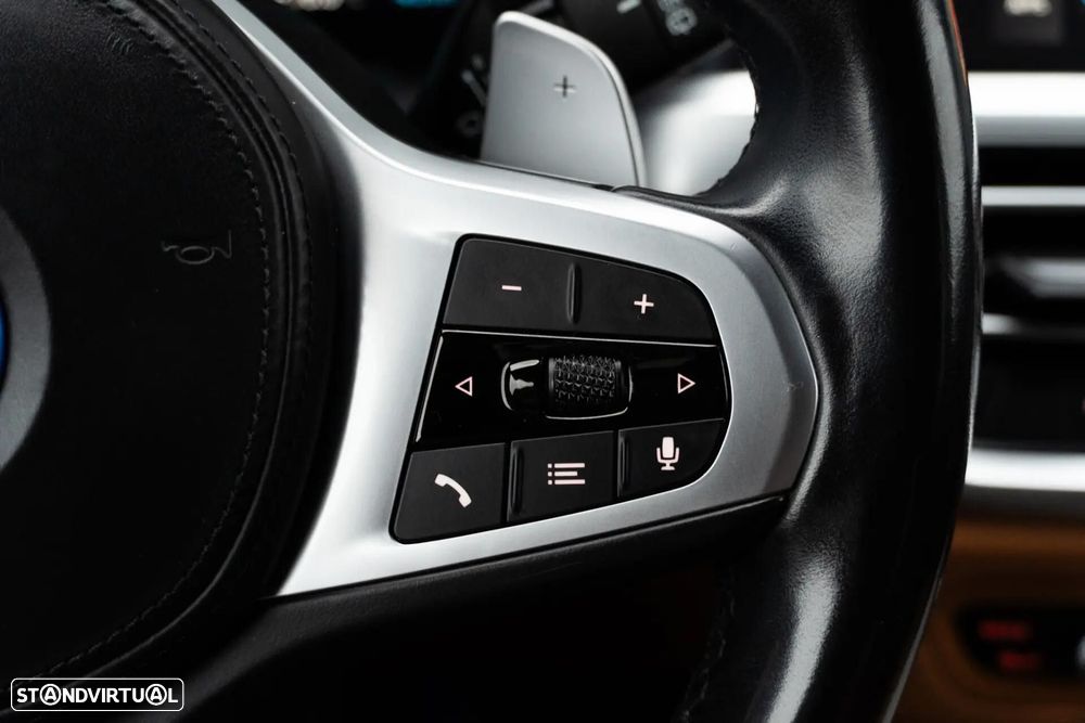 BMW 330 e Pack M Auto - 44