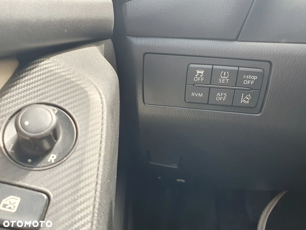 Mazda 3 1.5 D Skypassion - 9