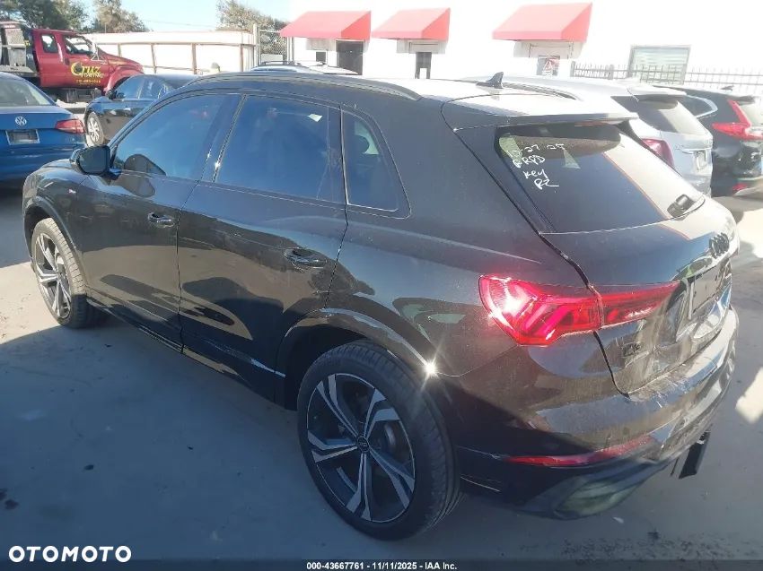 Audi Q3 45 TFSI Quattro S tronic S line - 4