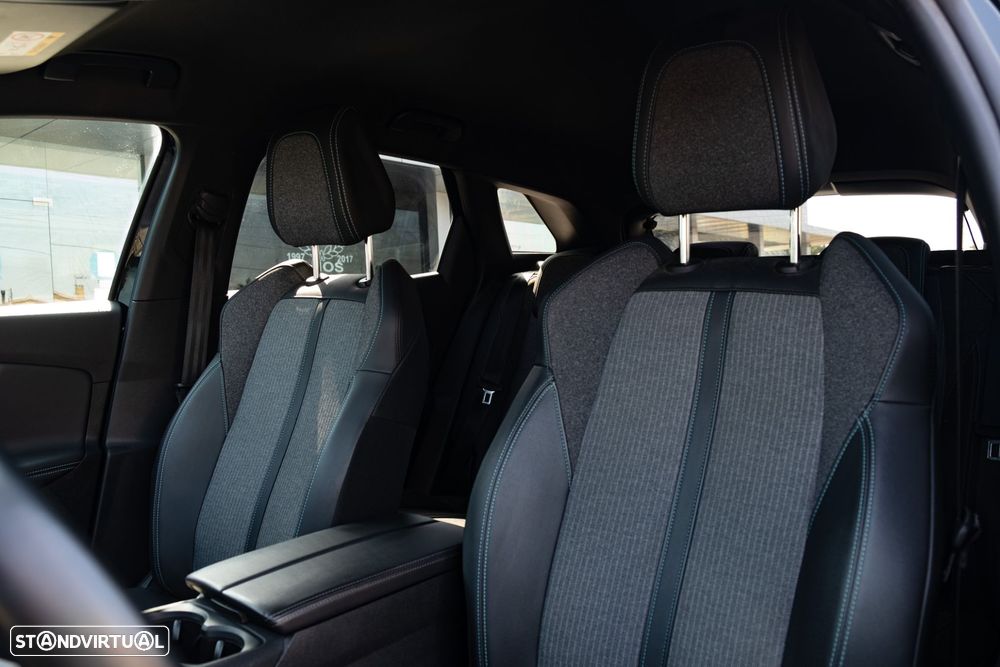 Peugeot 3008 1.5 BlueHDi Allure EAT8 - 16