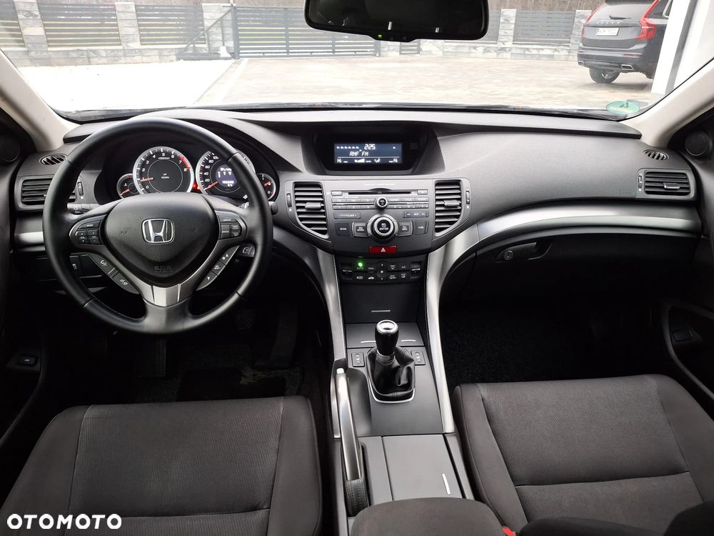 Honda Accord 2.0 Lifestyle - 8