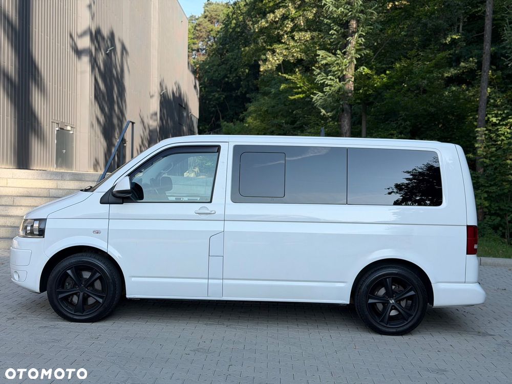Volkswagen Multivan - 8