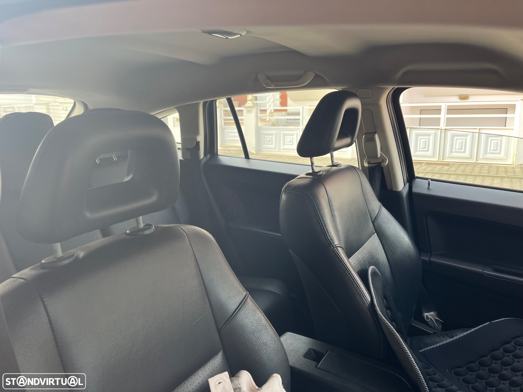 Dodge Caliber 2.0 CRD SXT - 8