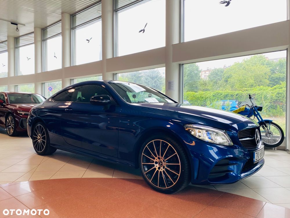Mercedes-Benz Klasa C 220 d 4Matic 9G-TRONIC AMG Line - 11