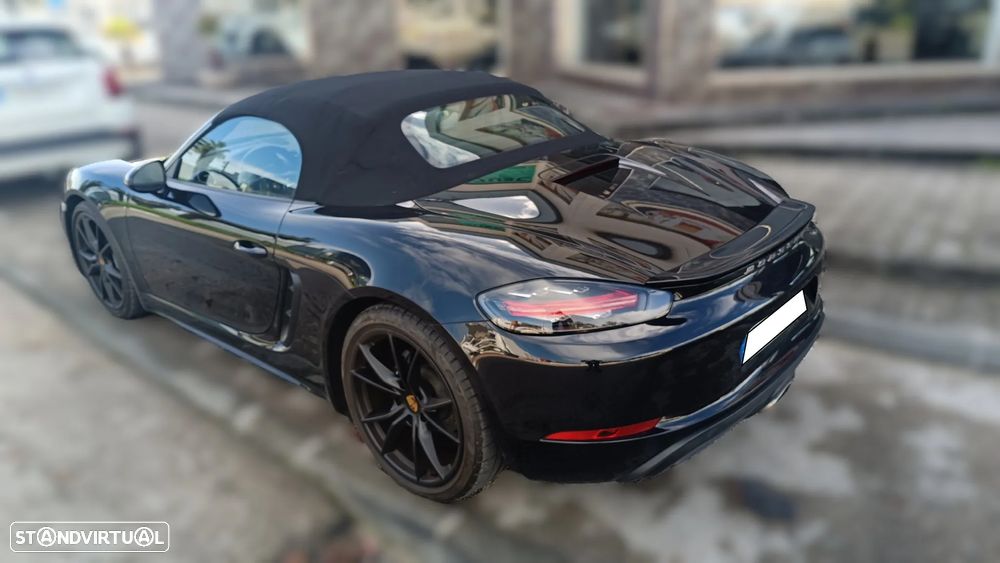 Porsche 718 Boxster 2.0 PDK - 3