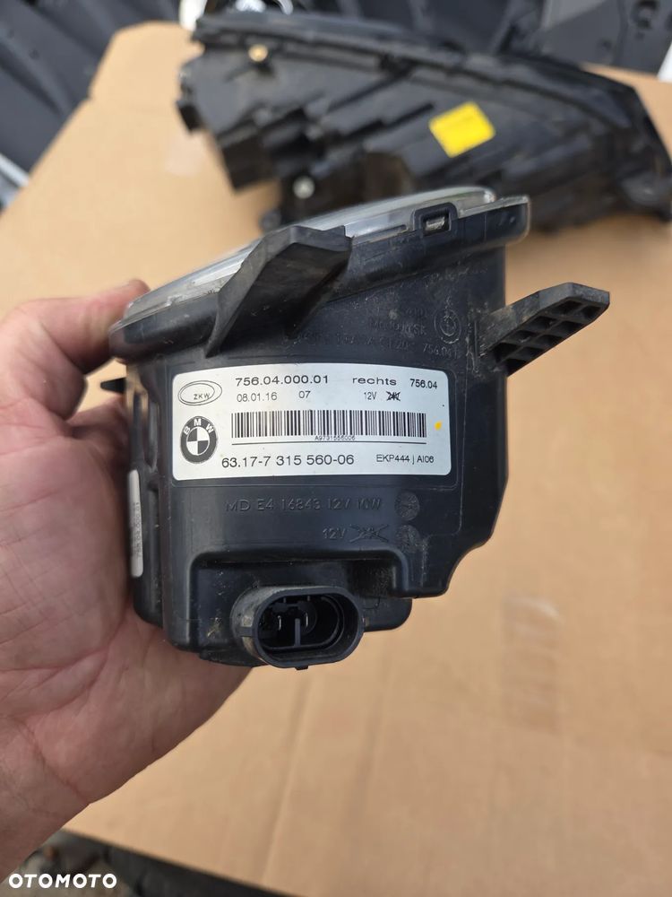 Halogen prawy BMW 1 F20 F21 2 F22 F23 3 F30 F31 4 F32 F33 F34 F36 7315560 63177315560 Reflektor przeciwmgielny LED prawy - 6