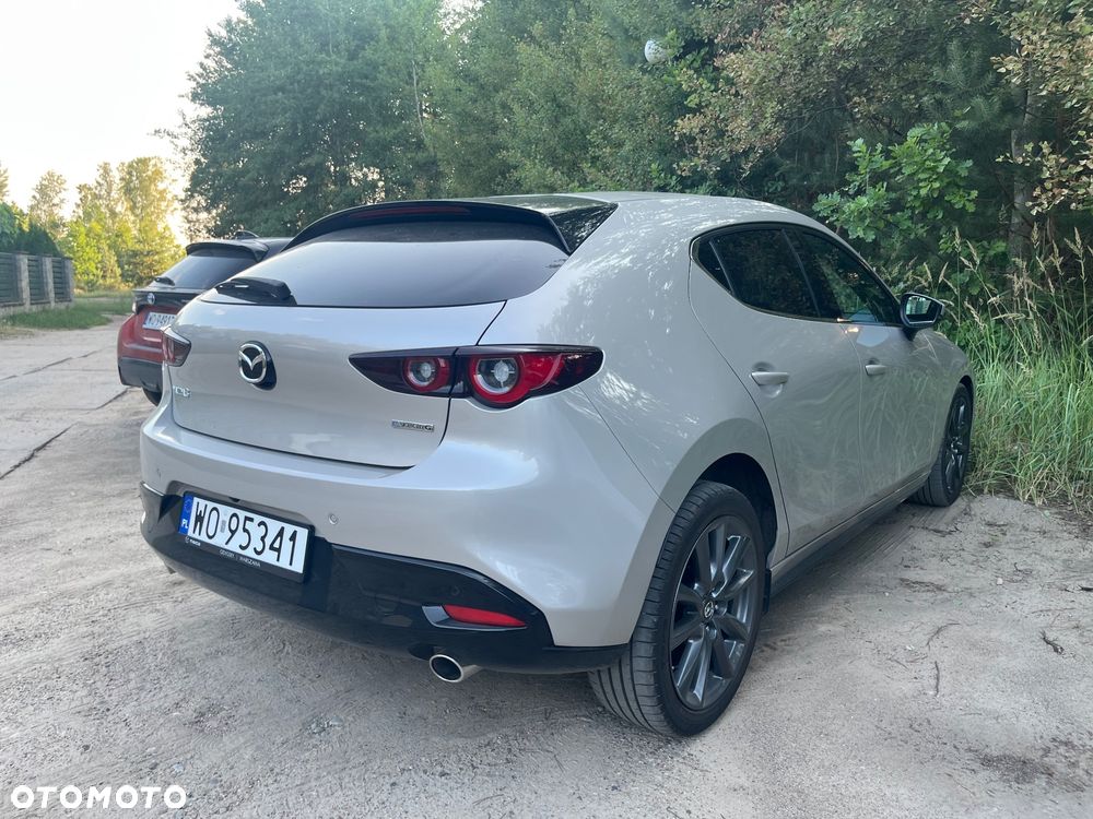 Mazda 3 e-SKYACTIV-G 140 M HYBRID TAKUMI - 3