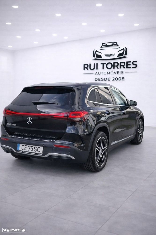 Mercedes-Benz EQA 250+ AMG Line - 2