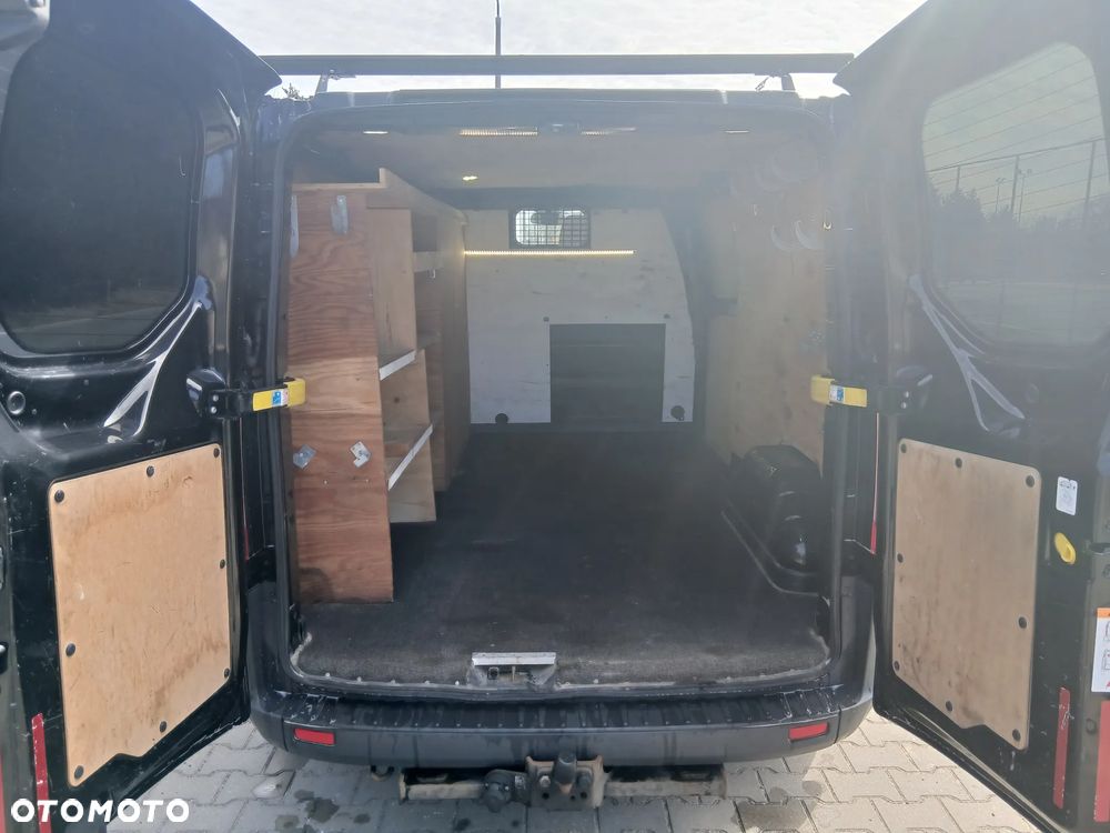 Ford Transit Custom - 8