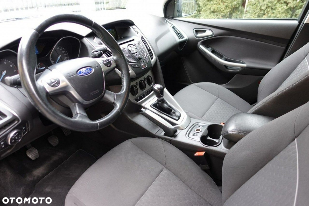 Ford Focus - 11