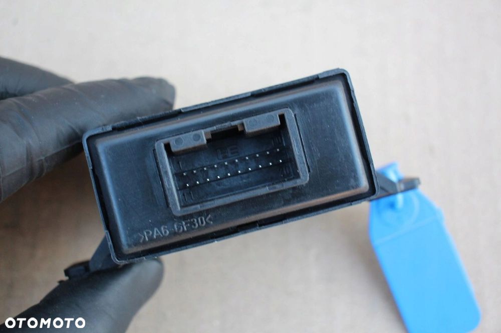 Moduł sterownik świateł AUDI 4B0907357 - 2