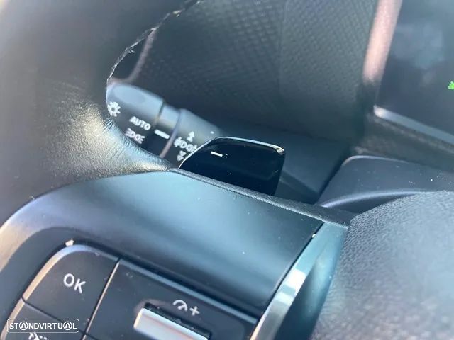 Citroën C4 PureTech 130 Stop&Start EAT8 SHINE - 19