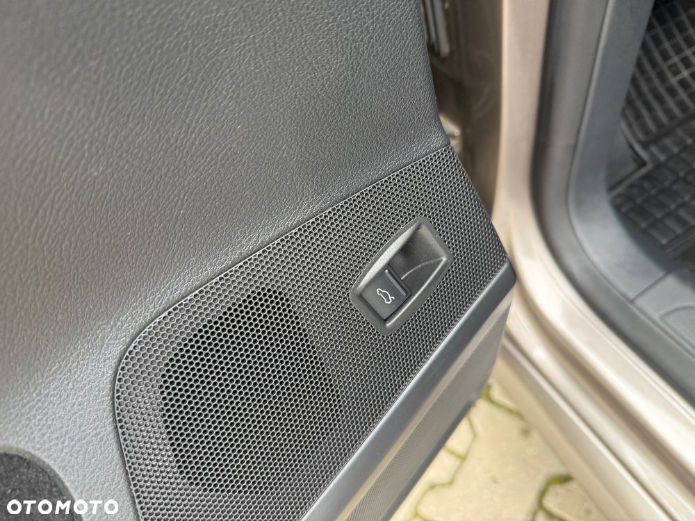 Volkswagen Passat ver-1-4-tsi-bmt-comfortline - 19