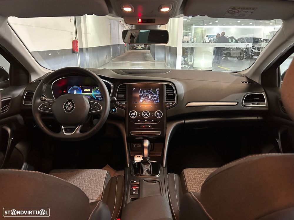Renault Mégane Sport Tourer 1.6 E-Tech Plug-In Limited - 19