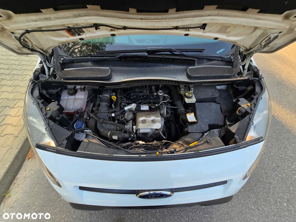 Ford Tourneo Connect 1.0 EcoBoost Titanium - 24