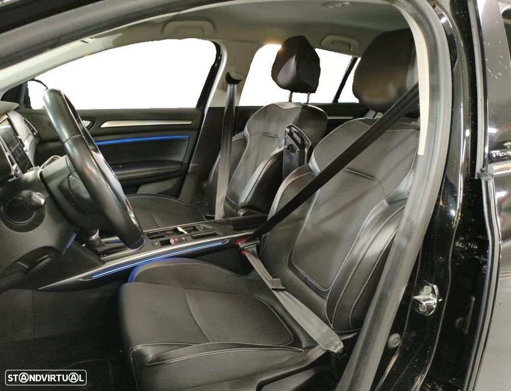 Renault Mégane 1.6 Plug-In Intens - 4