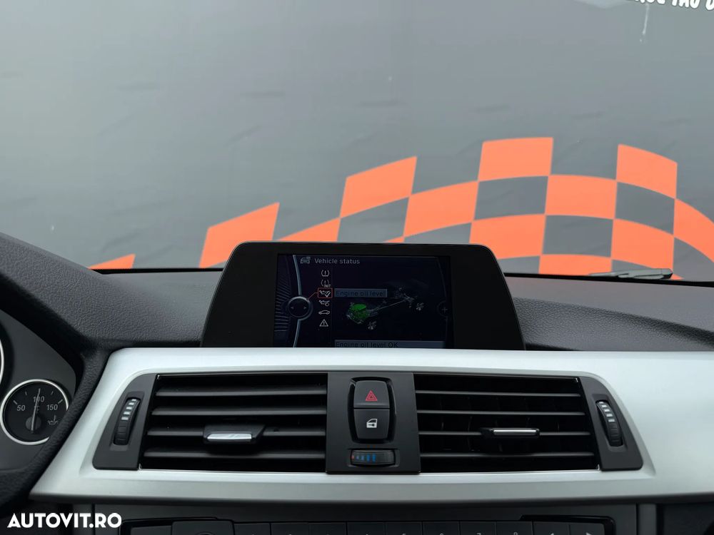 BMW Seria 3 320d Efficient Dynamics Edition Blue Perf. - 16