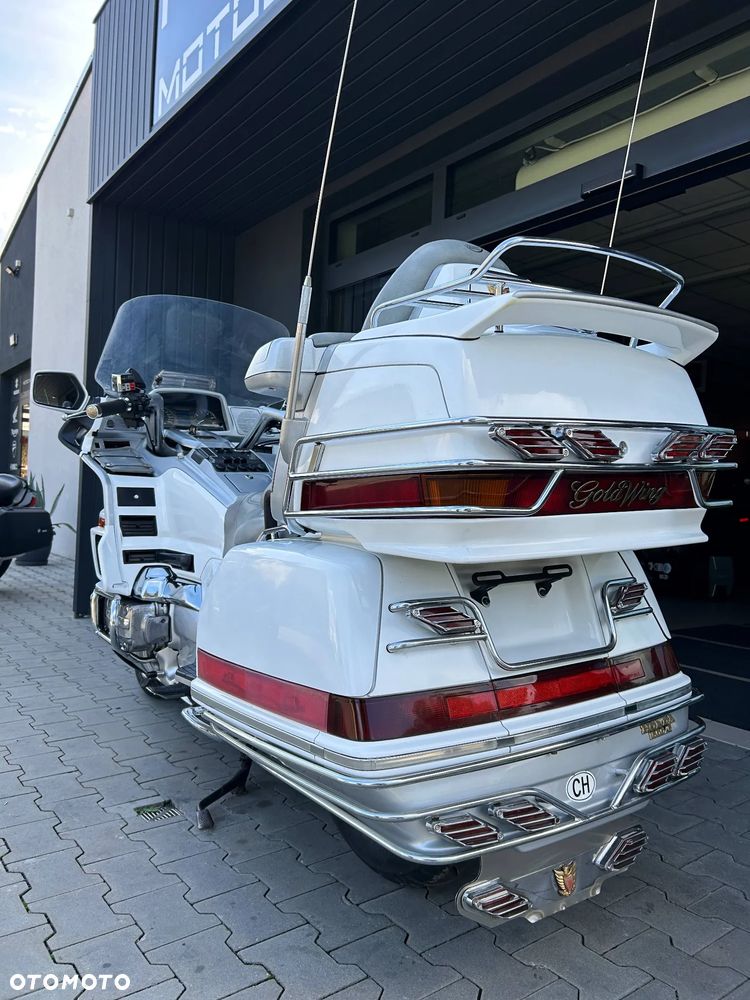 Honda GL - 11