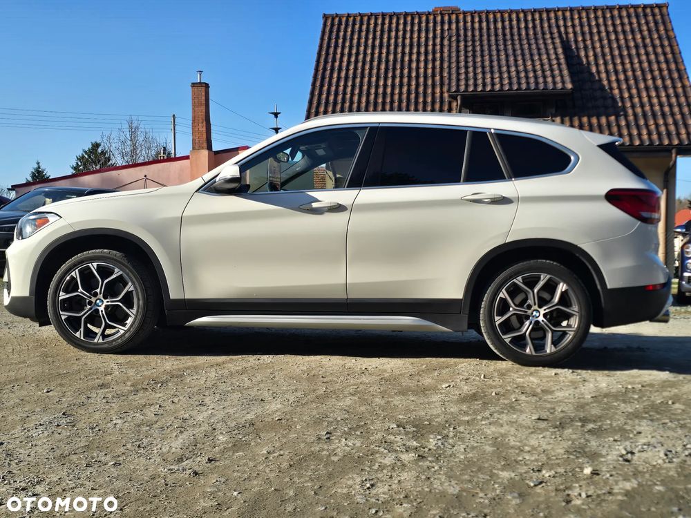 BMW X1 xDrive25i GPF xLine - 17