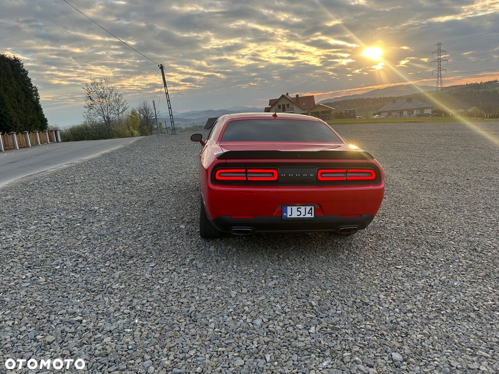 Dodge Challenger 3.6 SXT Plus - 5