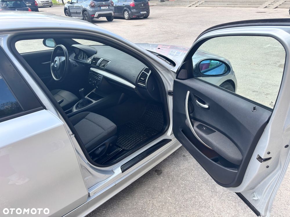 BMW Seria 1 118d - 6