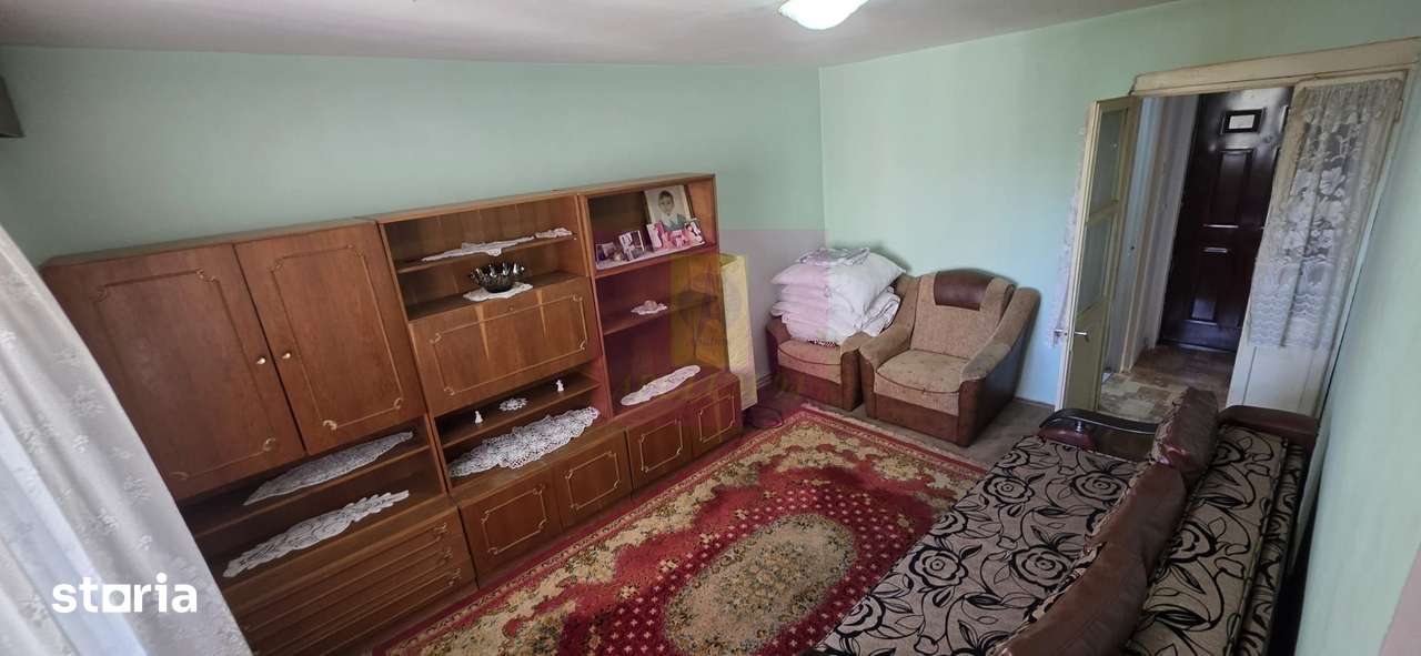 Apartament 3 camere de vanzare in Campina - Imagine principală: 4/13