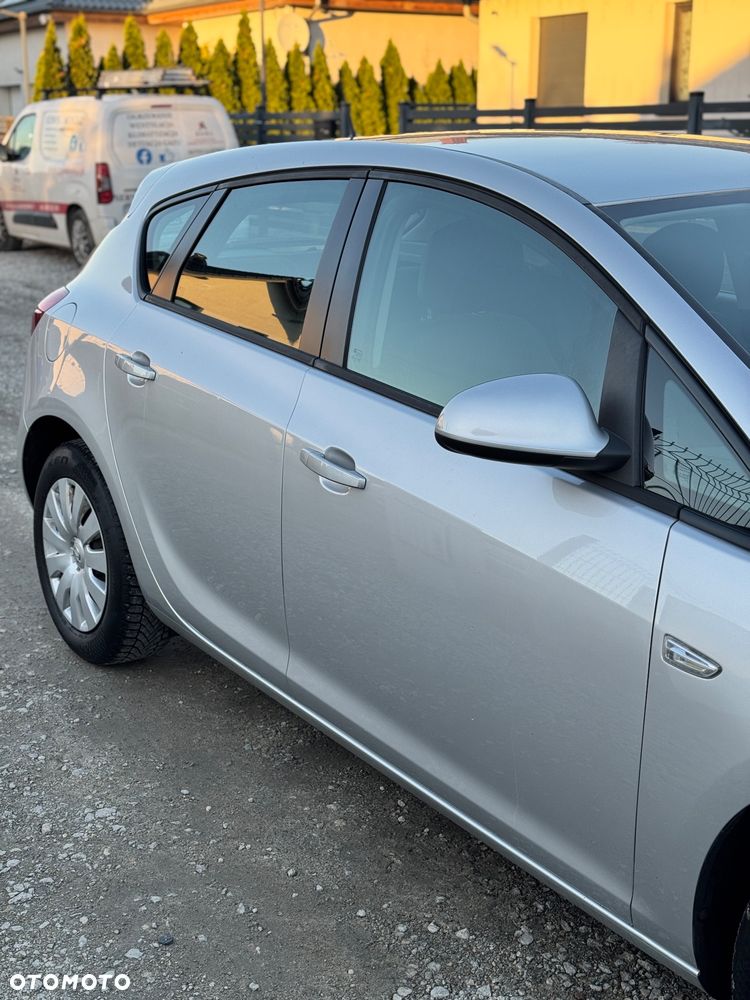 Opel Astra - 22