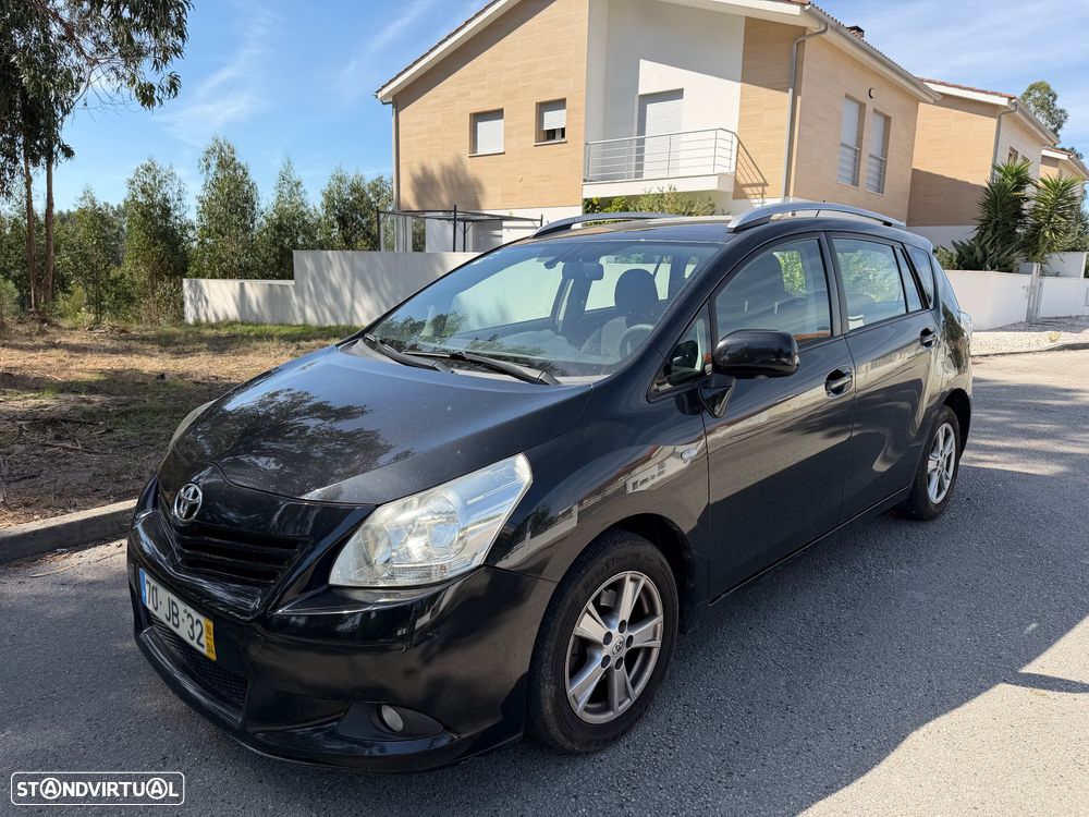 Toyota Verso 2.0 D-4D Exclusive - 1