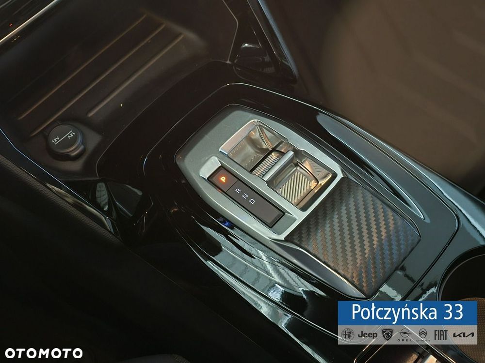 Peugeot 208 - 27