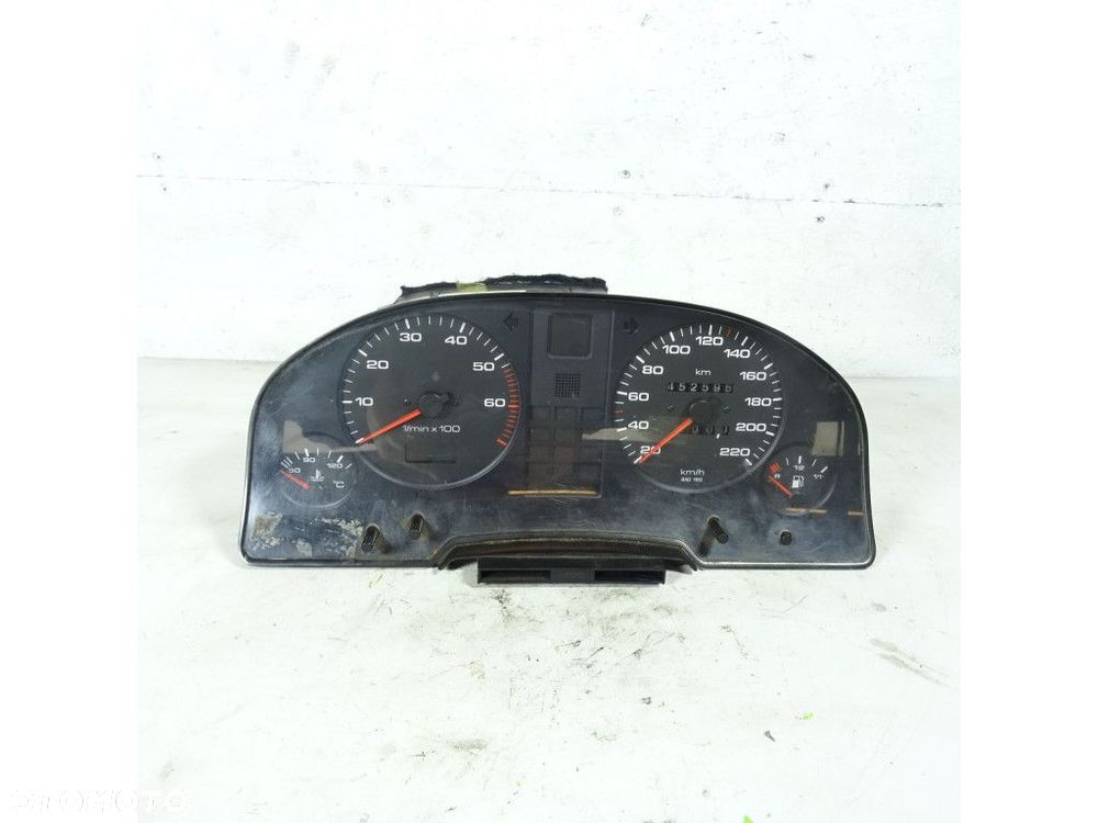 AUDI 80 B4 1.9TDI LICZNIK 8A0919033CT