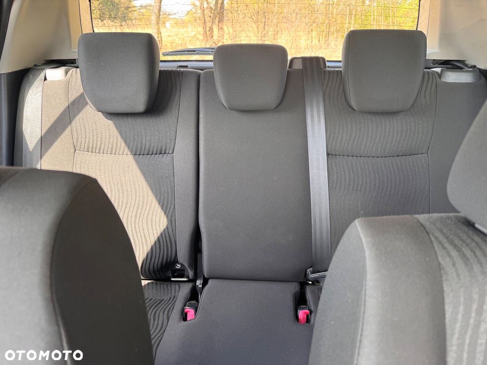 Suzuki Swift - 9