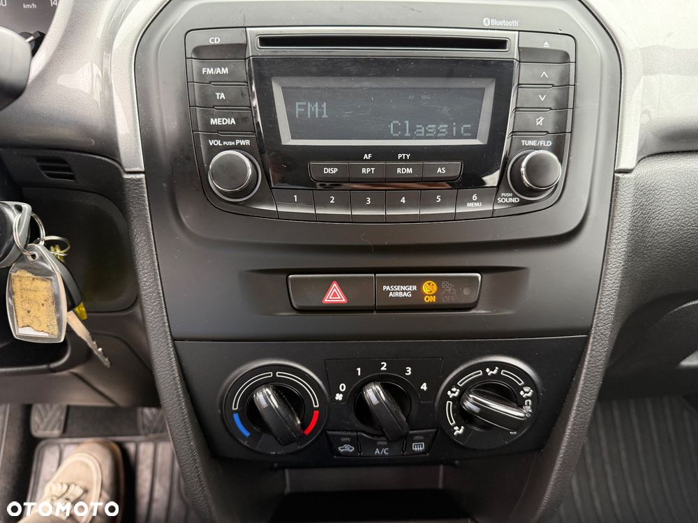 Suzuki Vitara 1.6 Comfort 4WD - 19