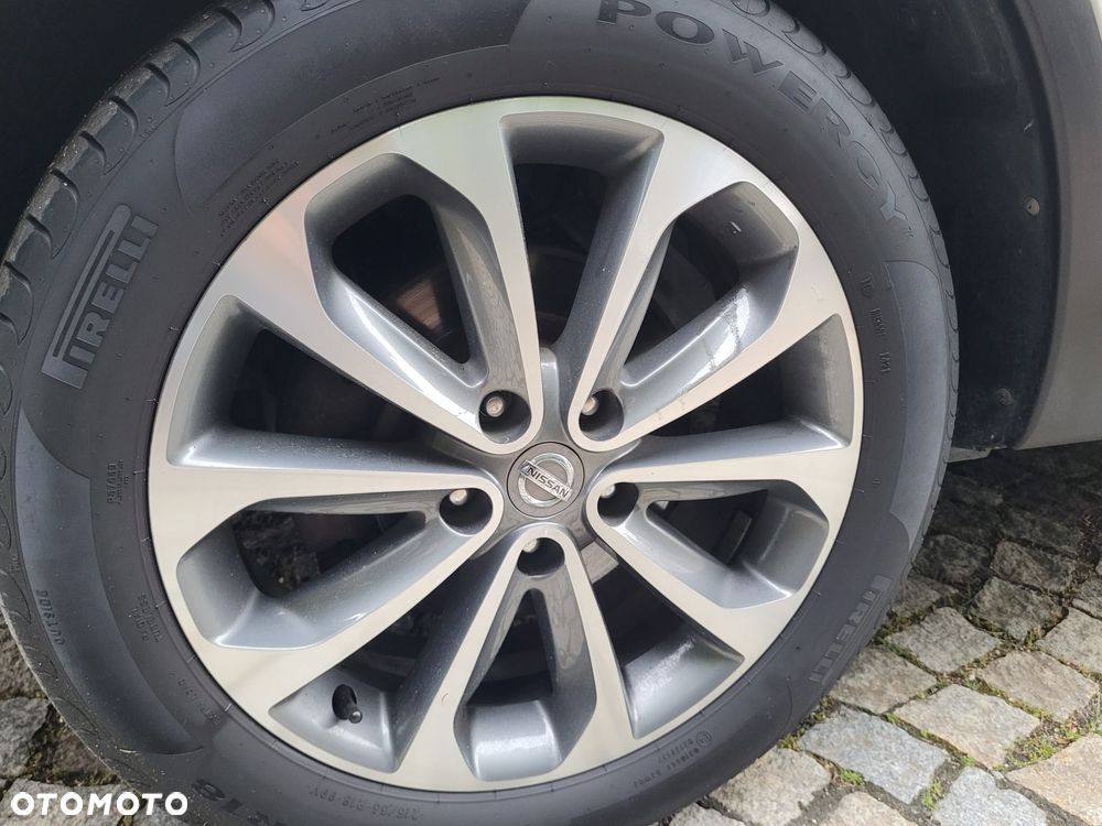 Nissan Qashqai 2.0 4x4 Tekna - 37