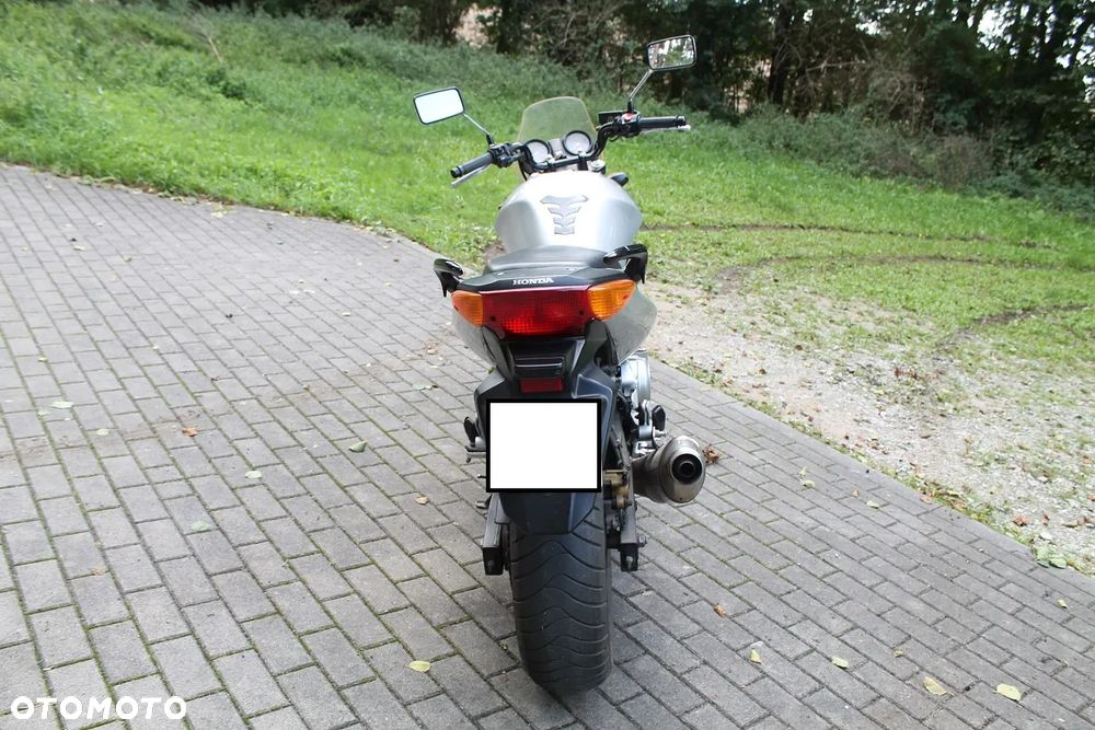 Honda CBF - 4