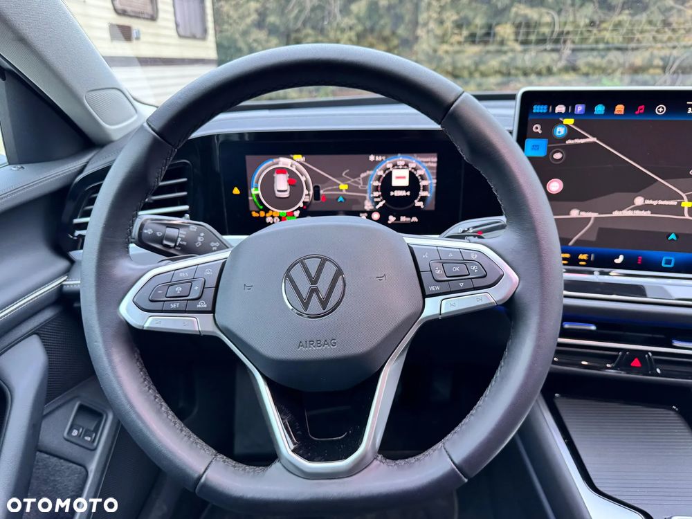 Volkswagen Passat - 15