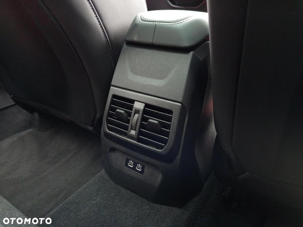 BMW Seria 1 - 21